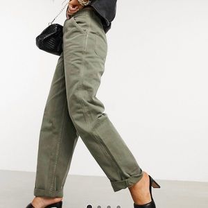 Women’s cargo pants size 4